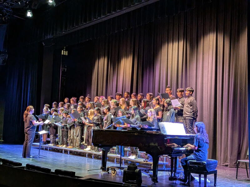 Howe Middle Choir